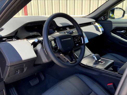 New 2026 Land Rover Range Rover Evoque S image 9
