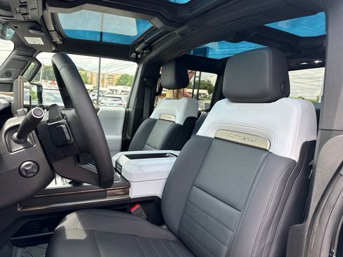 Used 2025 GMC Hummer EV 3X w/ Battery Pack, 24 Module Pack AWD/4WD image 13