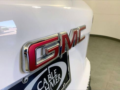 Used 2025 GMC Terrain Elevation FWD image 29