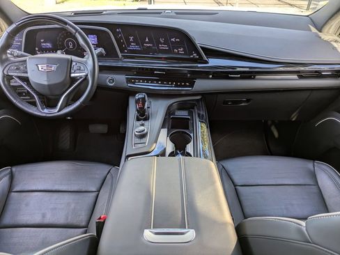 Used 2022 Cadillac Escalade ESV Sport w/ Touring Package image 20