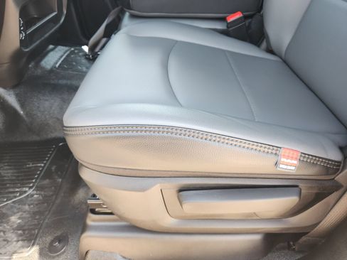 New 2026 RAM 3500 Tradesman AWD/4WD image 21