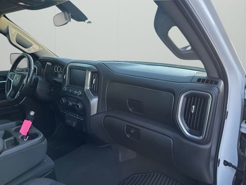 Used 2021 Chevrolet Silverado 1500 RST w/ Bed Protection Package image 14