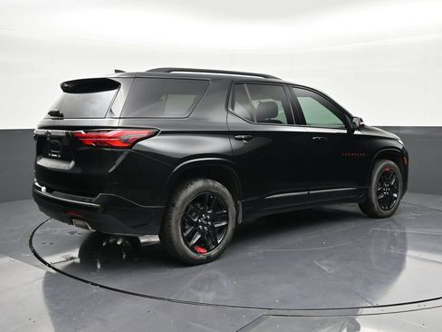 Used 2023 Chevrolet Traverse Premier w/ Redline Edition FWD image 5
