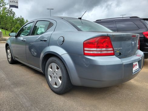 Used 2010 Dodge Avenger SXT FWD image 16