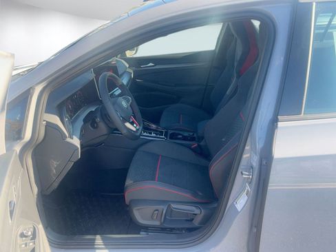 New 2026 Volkswagen Golf SE image 5