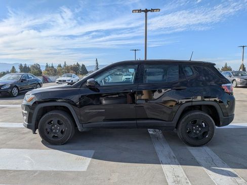 Used 2019 Jeep Compass Sport image 8