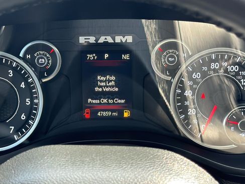 Used 2024 RAM 1500 Big Horn AWD/4WD image 29