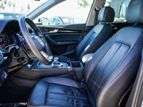 Used 2020 Audi Q5 2.0T Premium Plus w/ Premium Plus Package image 17