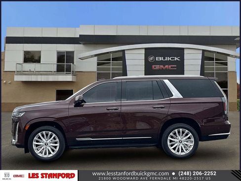 Used 2023 Cadillac Escalade Luxury w/ LPO, Illumination Package image 2