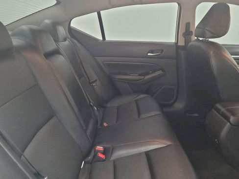 Used 2023 Nissan Altima 2.5 SR FWD image 19