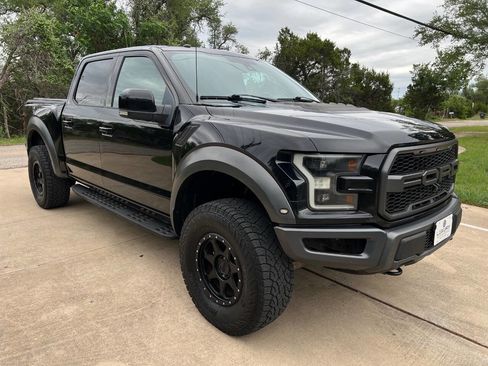 Used 2018 Ford F150 Raptor w/ Equipment Group 802A Luxury AWD/4WD image 1
