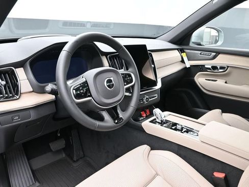 New 2026 Volvo XC90 B6 Ultra w/ Protection Package Premier AWD/4WD image 7