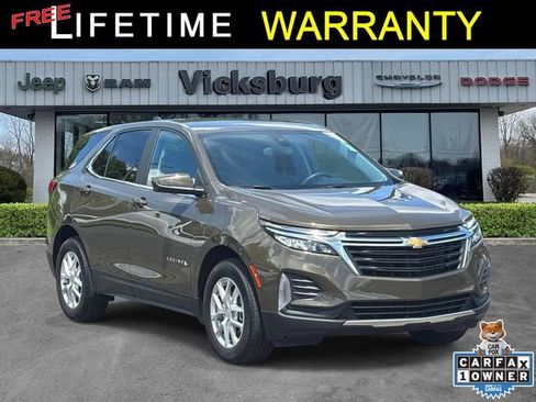 Used 2024 Chevrolet Equinox LT w/ LPO, Floor Liner Package FWD image 1