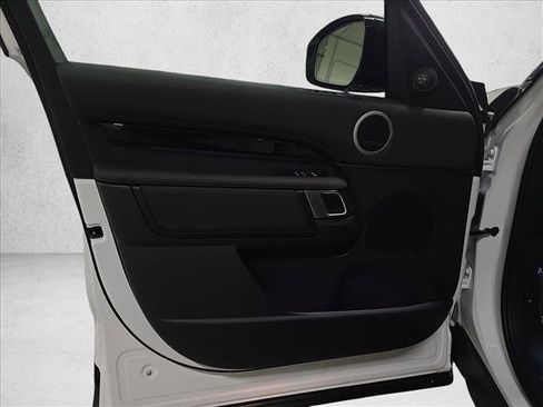 New 2026 Land Rover Discovery S AWD/4WD image 28