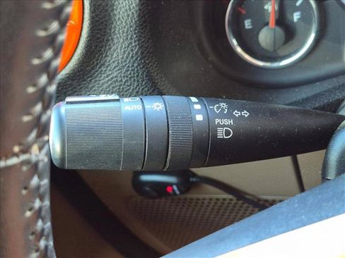 Used 2017 Jeep Wrangler Unlimited Sahara w/ Connectivity Group AWD/4WD image 6