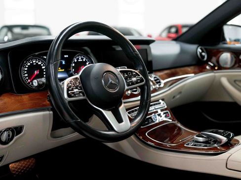 Used 2019 Mercedes-Benz E 450 4MATIC Wagon image 2