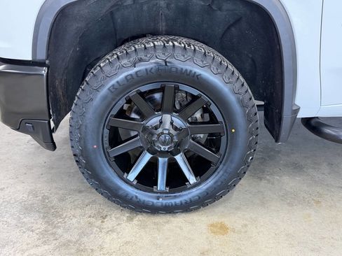 Used 2021 Chevrolet Silverado 2500 W/T w/ WT Convenience Package image 15