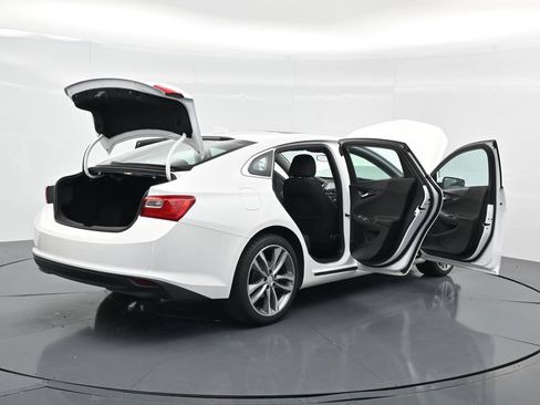 Used 2023 Chevrolet Malibu LT FWD image 37