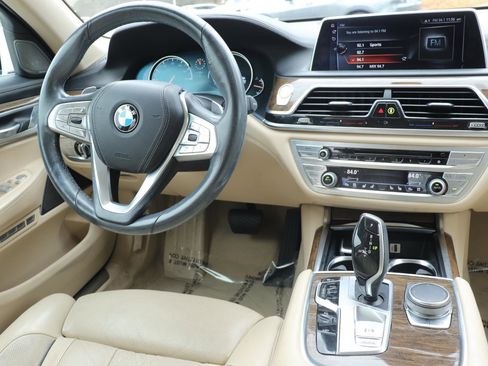 Used 2016 BMW 750i 750i image 25