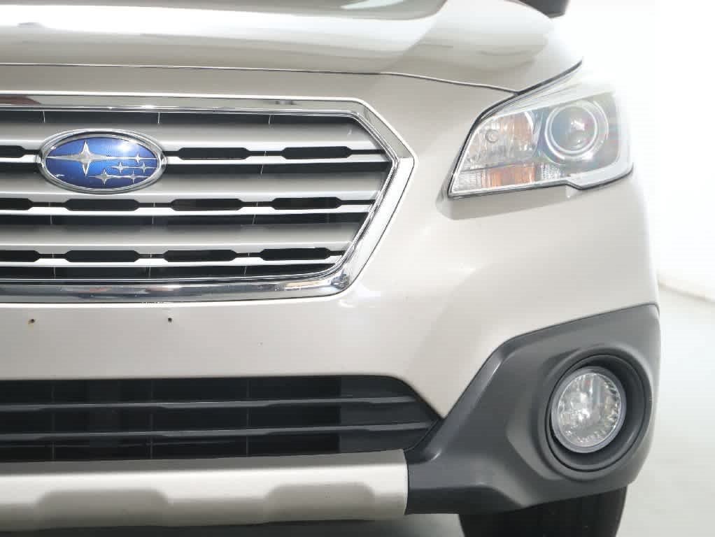 Used 2016 Subaru Outback 2.5i Limited AWD/4WD image 7