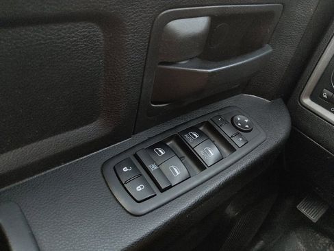 Used 2018 RAM 1500 Tradesman w/ Popular Equipment Group RWD image 27