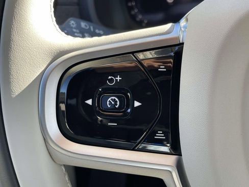 New 2026 Volvo XC90 B6 Ultra w/ Protection Package image 10