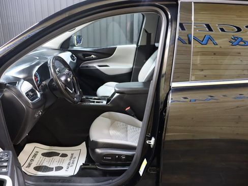 Used 2020 Chevrolet Equinox LT FWD image 37