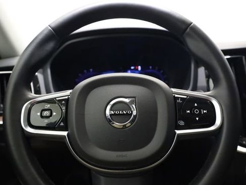 Used 2024 Volvo S60 B5 Plus image 17