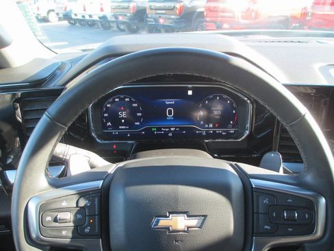 Certified 2023 Chevrolet Silverado 1500 LTZ image 30