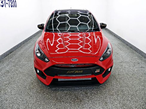 Used 2018 Ford Focus RS image 2