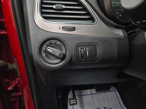 Used 2014 Dodge Journey Crossroad w/ Flexible Seating Group image 15