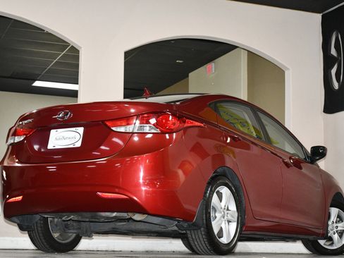 Used 2013 Hyundai Elantra GLS w/ Preferred Pkg image 85