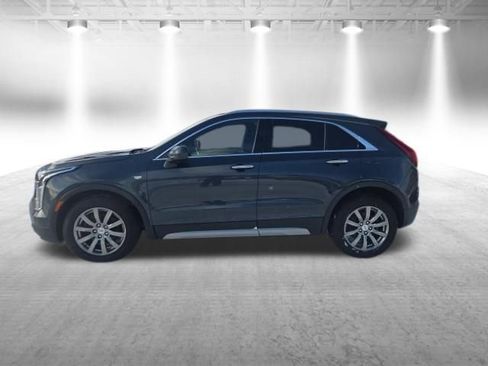 Used 2019 Cadillac XT4 Premium Luxury w/ Cold Weather Package image 8