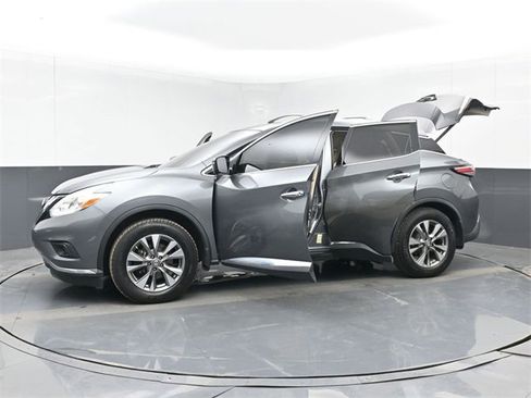 Used 2017 Nissan Murano SL image 56
