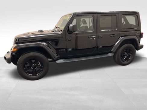 Used 2020 Jeep Wrangler Unlimited Sahara image 8