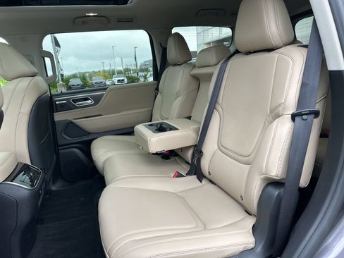 Certified 2026 INFINITI QX80 Pure w/ Cargo Package AWD/4WD image 41
