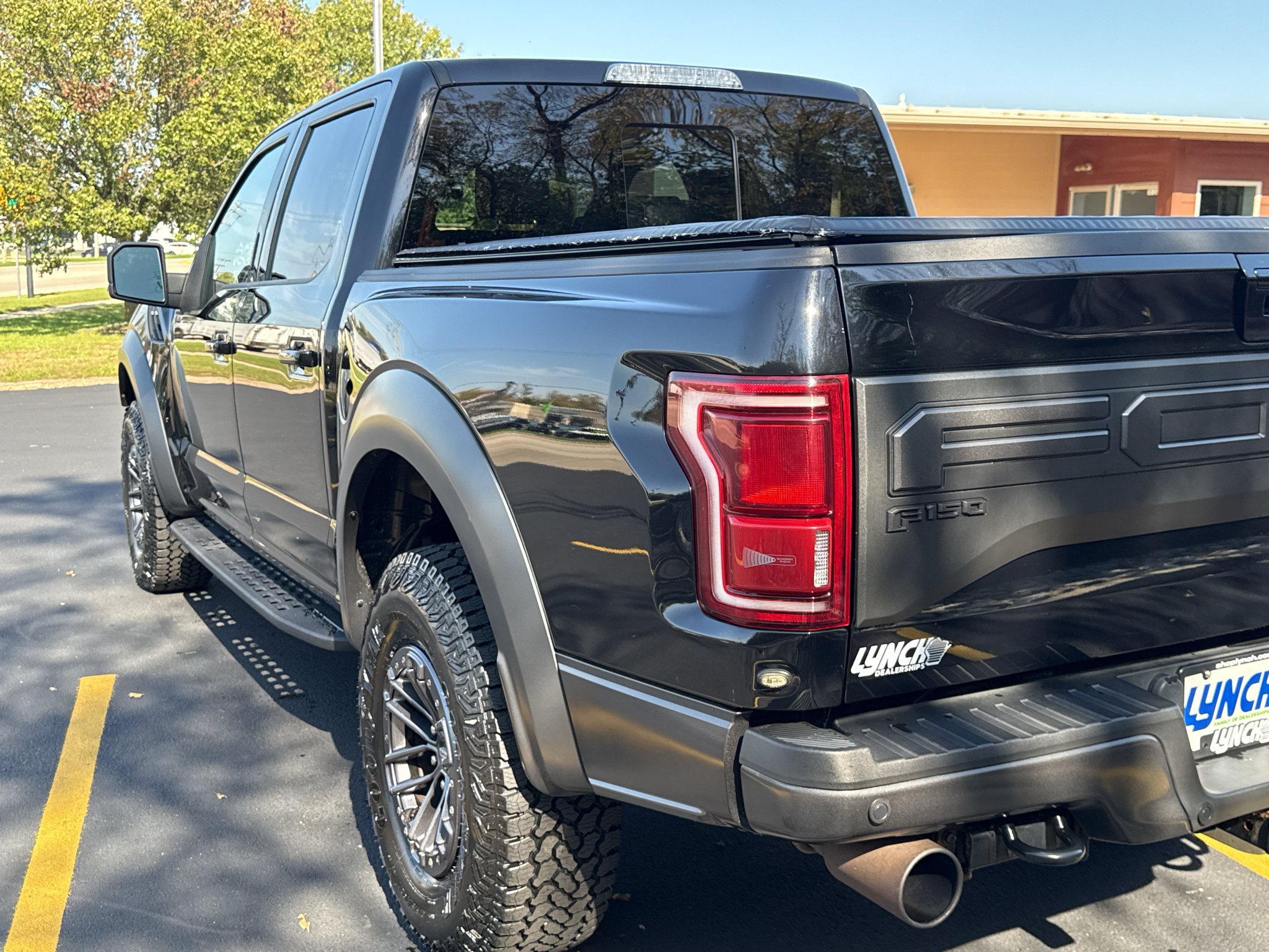 Used 2019 Ford F150 Raptor w/ Equipment Group 802A Luxury AWD/4WD image 10