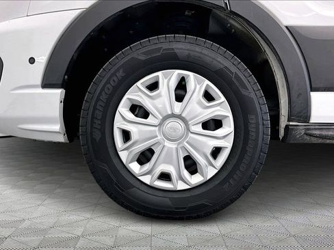 Certified 2024 Ford Transit 350 XLT image 9