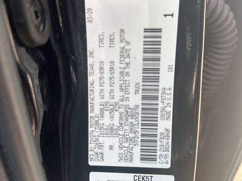 Used 2020 Toyota Tundra SR5 w/ TRD Off-Road Package AWD/4WD image 38