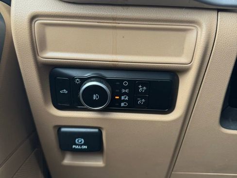 Used 2023 Ford F150 XLT image 17