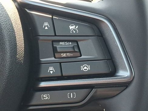 Used 2025 Subaru Forester Limited AWD/4WD image 25