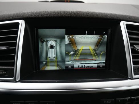 Used 2015 Mercedes-Benz ML 350 4MATIC image 19