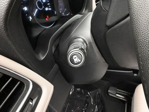 Certified 2017 Honda HR-V EX image 32