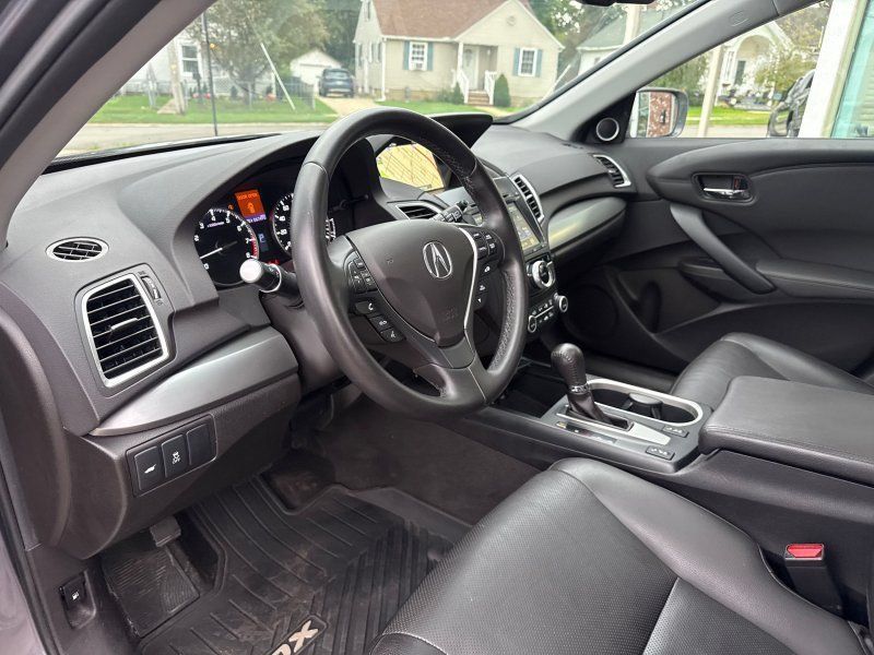 Used 2017 Acura RDX w/ Technology Package AWD/4WD image 10