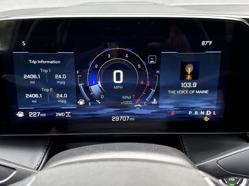Used 2025 Chevrolet Equinox LT w/ Convenience Package II AWD/4WD image 21