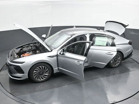 Used 2025 Hyundai Sonata Limited image 59