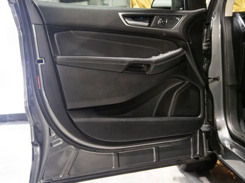 Used 2024 Ford Edge Titanium AWD/4WD image 21