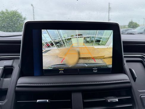 Used 2024 Chevrolet Tahoe Z71 AWD/4WD image 11