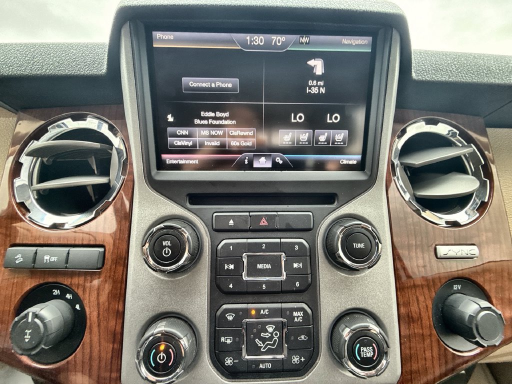 Used 2016 Ford F250 King Ranch w/ FX4 Off-Road Package AWD/4WD image 22