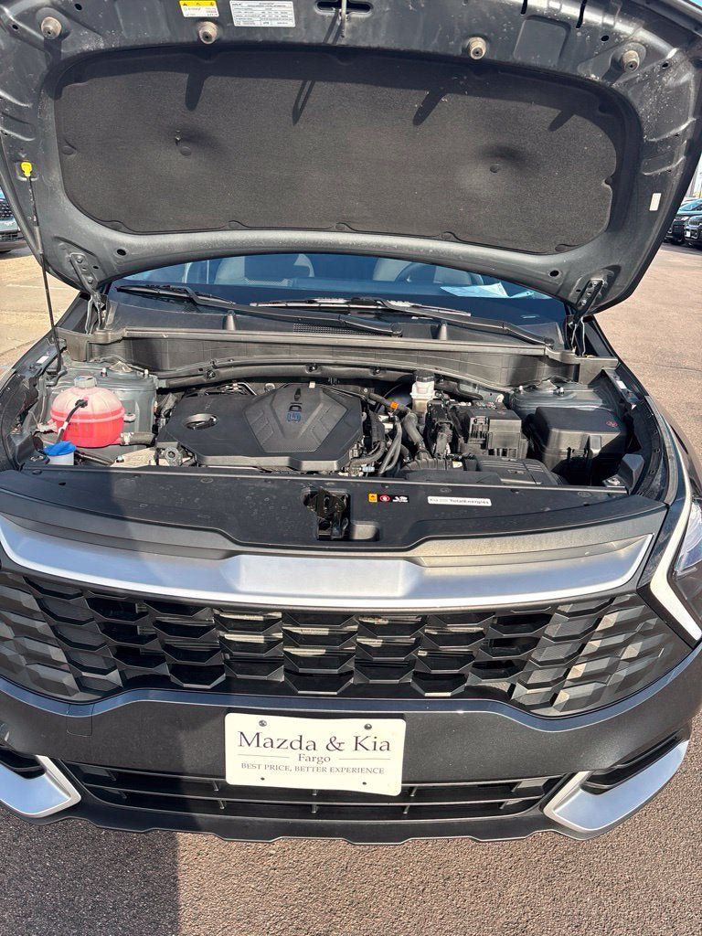 Used 2023 Kia Sportage LX AWD/4WD image 30